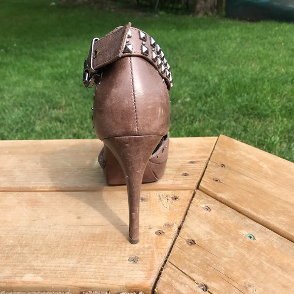 Aldo pumps. Edgy High heels. Worn a few times. - Picture 5 of 5